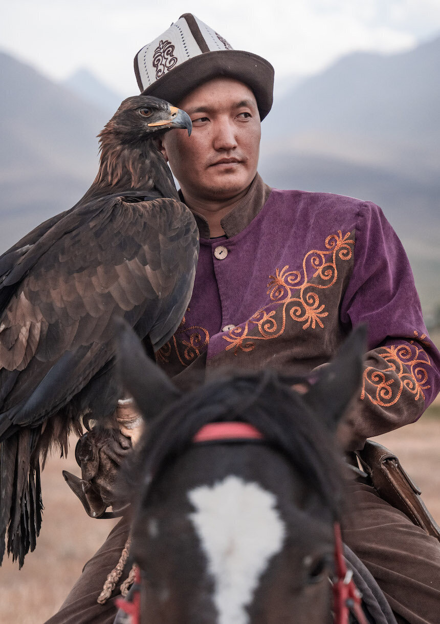 Kokraklar sutyenlarda